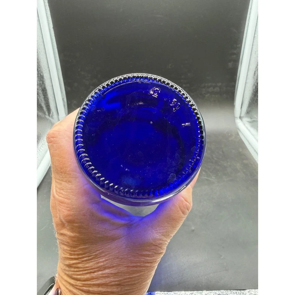 The Unbranded Brand cobalt blue